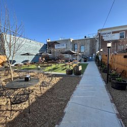 Streetcar: Taps & Garden - Rear beer garden area (from the back fence)