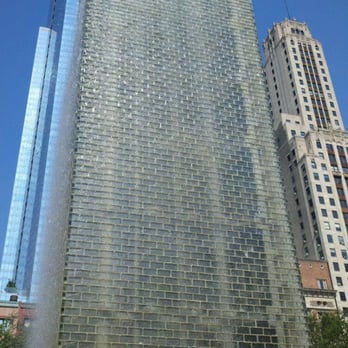 Millennium Park - Water thingys - Parks Near Me - Chicago, Illinois Millennium Park - Water thingys - Parks Near Me - Chicago, Illinois