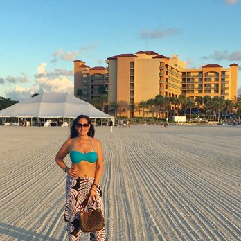Sheraton - Beach is in front of me. Hotel in back. - Resorts Near Me - Clearwater Beach, Florida Sheraton - Beach is in front of me. Hotel in back. - Resorts Near Me - Clearwater Beach, Florida