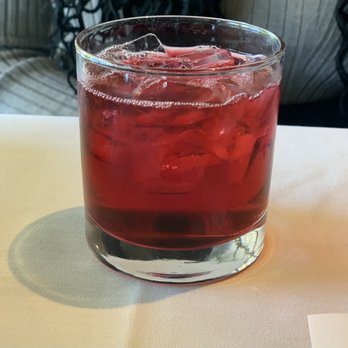Old Vinings Inn - Cranberry juice (non-alcoholic) - Southern Near Me - Atlanta, Georgia Old Vinings Inn - Cranberry juice (non-alcoholic) - Southern Near Me - Atlanta, Georgia