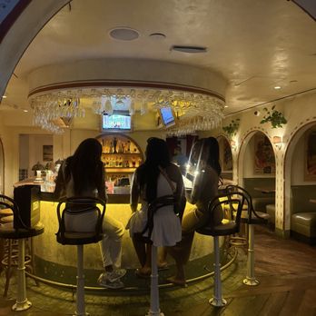 The Hideaway - Bar - Steakhouses Near Me - Beverly Hills, California