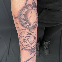 Needle Therapy Tattoo And Body Piercing - This is the tattoo i had done today