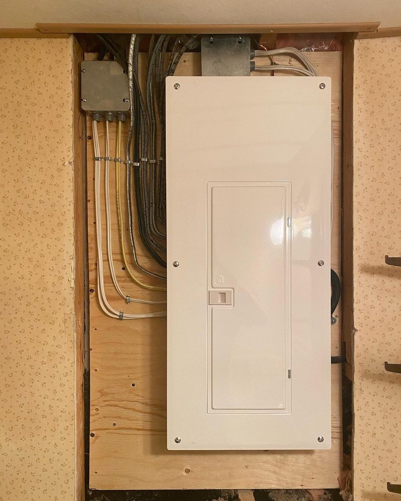 Slide of Kindle 24 Hour Electrician