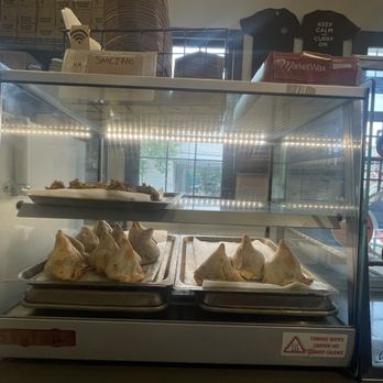 Small Mart - Hot and ready samosas + pakora - Vegetarian Near Me - New Orleans, Louisiana Small Mart - Hot and ready samosas + pakora - Vegetarian Near Me - New Orleans, Louisiana