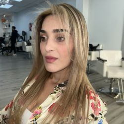 7 Stars Hair Design