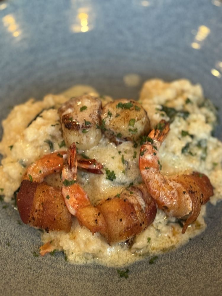 Food from Fish City Grill