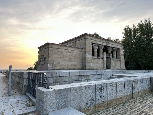 Temple of Debod by null