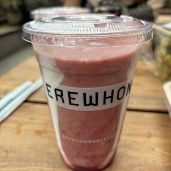 Erewhon - Hailey Beiber Smoothie - Organic Stores Near Me - Los Angeles, California Erewhon - Hailey Beiber Smoothie - Organic Stores Near Me - Los Angeles, California