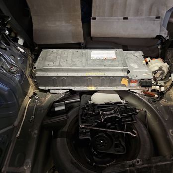 Tony's Hybrids - 2010 Toyota Prius hybrid battery repair - Transmission Repair Near Me - Montclair, California Tony's Hybrids - 2010 Toyota Prius hybrid battery repair - Transmission Repair Near Me - Montclair, California