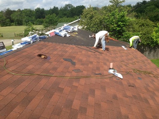 Goodwin Roofing Logo