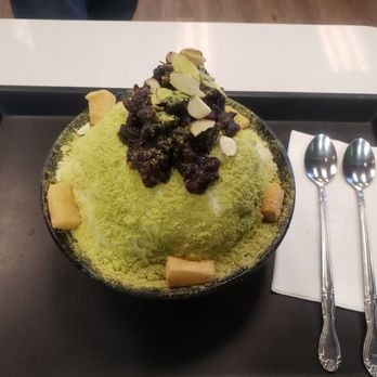 BingSoo House - Matcha bingsoo, nice big size and so tasty - Shaved Ice Near Me - La Palma, California BingSoo House - Matcha bingsoo, nice big size and so tasty - Shaved Ice Near Me - La Palma, California