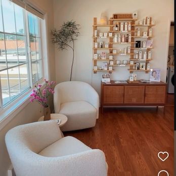 The Well Aesthetics - Gorgeous space - Skin Care Near Me The Well Aesthetics - Gorgeous space - Skin Care Near Me