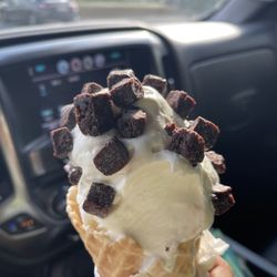 Bruster's Real Ice Cream - Ice cream and brownie bites