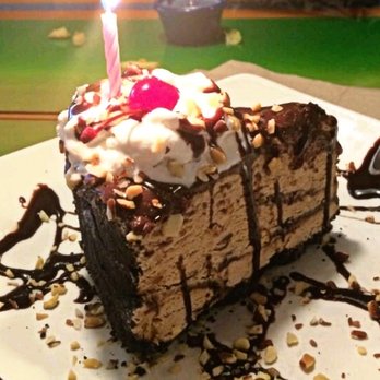 Islands Restaurant - Burgers Near Me - Pasadena, California