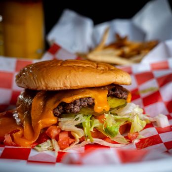 Chris Madrids Nachos and Burgers