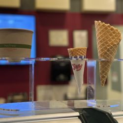 Scoops - Cups, sugar cones, waffle cones