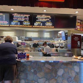 Phil's BBQ - Counter to place order - Barbeque Near Me - Santee, California
