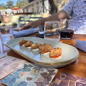 Kivelstadt Cellars & Winegarden - Wine Tasting Room Near Me - Sonoma, California