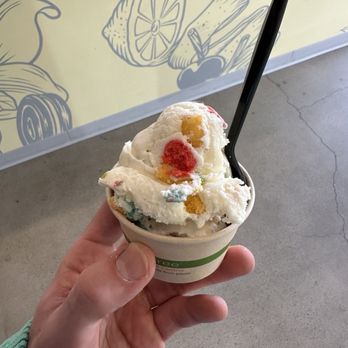 Em’s Ice Cream - Cereal Ice Cream - Ice Cream & Frozen Yogurt Near Me - Wheat Ridge, Colorado Em’s Ice Cream - Cereal Ice Cream - Ice Cream & Frozen Yogurt Near Me - Wheat Ridge, Colorado