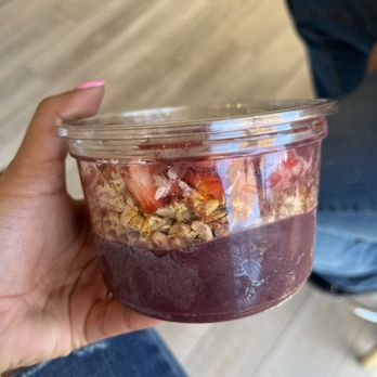 Plants and Juice Bar - Acai Bowl - Juice Bars & Smoothies Near Me - Rohnert Park, California Plants and Juice Bar - Acai Bowl - Juice Bars & Smoothies Near Me - Rohnert Park, California