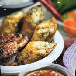 Egg roll $16