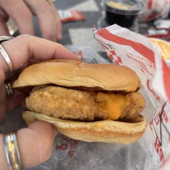 Rally’s - Crispy Cheesy Bacon Clucker - Fast Food Near Me - Las Vegas, Nevada Rally’s - Crispy Cheesy Bacon Clucker - Fast Food Near Me - Las Vegas, Nevada