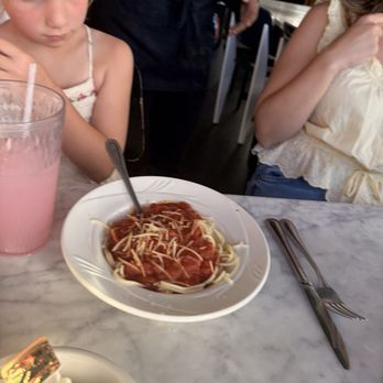 Giovanni's Italian Restaurant - Kids Spaghetti - Italian Near Me - Lampasas, Texas Giovanni's Italian Restaurant - Kids Spaghetti - Italian Near Me - Lampasas, Texas
