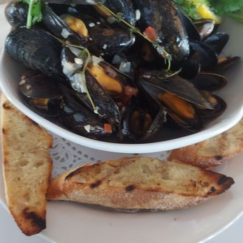 Coastal Grill - Mussels - Seafood Near Me - Virginia Beach, Virginia