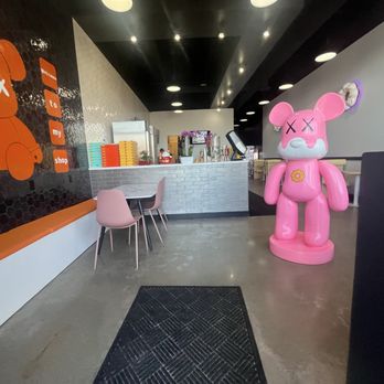 Mochinut  - Interior - Donuts Near Me - Edina, Minnesota