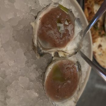 Faccia a Faccia - Island creek oysters - Italian Near Me - Boston, Massachusetts