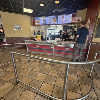 Hardee's - Burgers Near Me - Conway, Arkansas