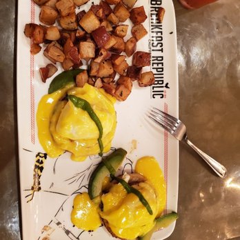 Breakfast Republic - Traditional Eggs Benedict w/ Avocado - Breakfast & Brunch Near Me - Encinitas, California Breakfast Republic - Traditional Eggs Benedict w/ Avocado - Breakfast & Brunch Near Me - Encinitas, California