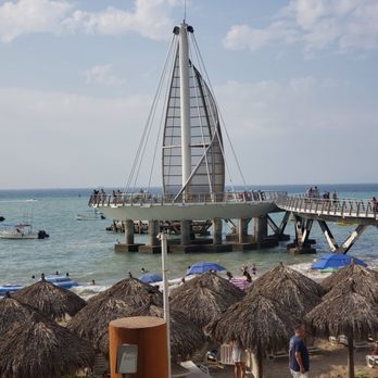Playa de los Muertos - Beaches Near Me - Puerto Vallarta, JAL