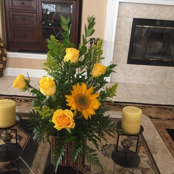 St Johns Flower Market - $65 arrangement delivered - Florists Near Me - Jacksonville, Florida St Johns Flower Market - $65 arrangement delivered - Florists Near Me - Jacksonville, Florida