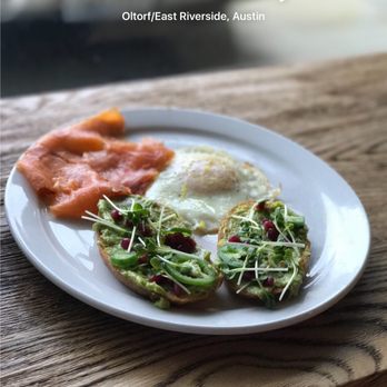 Mour Cocina | Bodega - Avocado toast with salmon - Wine Bars Near Me - Austin, Texas