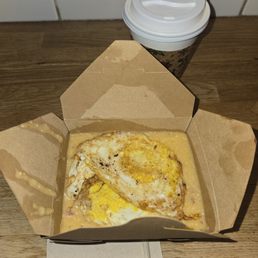 Stone ground grits snd bacon with egg Stone ground grits snd bacon with egg