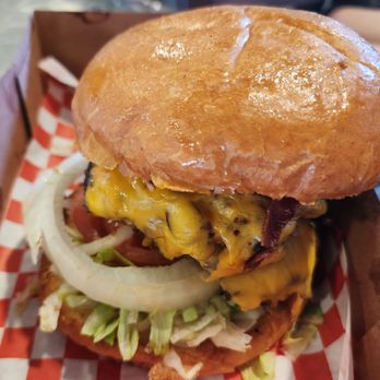Betty’s Burgers - 6. Double Bacon Deluxe with Cheese - Burgers Near Me - Honolulu, Hawaii Betty’s Burgers - 6. Double Bacon Deluxe with Cheese - Burgers Near Me - Honolulu, Hawaii