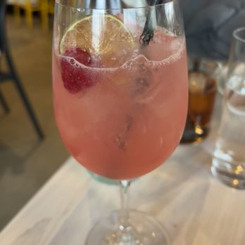 Char & Lemon - Rosé sangria - Italian Near Me - Oxford, Connecticut