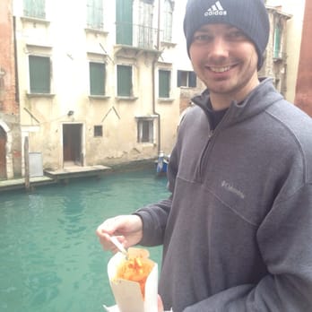 Dal Moro's - Fast Food Near Me - Venezia, VE