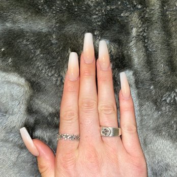 Chayil Maison - Such a great salon! Very clean and friendly. My first time coming here and will be returning for now on! - Nail Salons Near Me - Los Angeles, California Chayil Maison - Such a great salon! Very clean and friendly. My first time coming here and will be returning for now on! - Nail Salons Near Me - Los Angeles, California
