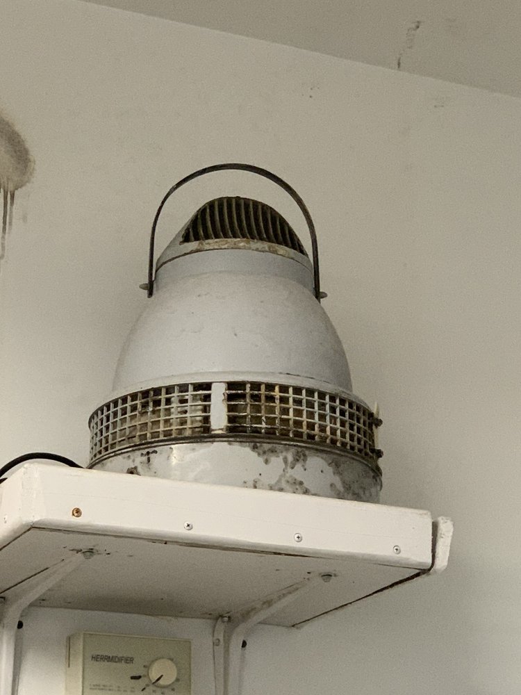 SMOKIN’ JOE’S CIGAR SHOP - Updated October 2025 - 2293 Saunders ...