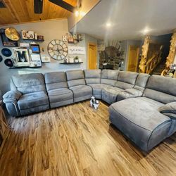 Lake Movers - Our New Couch
