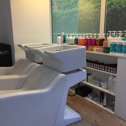Metropolytan - Los lavacabezas, con un montón de productos diferentes