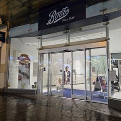 Boots - Storefront