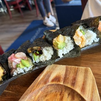 Bubu - Salmon Avocado Handroll, Spicy Scallop Handroll, Unagi Handroll, Hamachi Jalepeno Handroll, Spicy Tuna Handroll - Sushi Bars Near Me - San Francisco, California Bubu - Salmon Avocado Handroll, Spicy Scallop Handroll, Unagi Handroll, Hamachi Jalepeno Handroll, Spicy Tuna Handroll - Sushi Bars Near Me - San Francisco, California