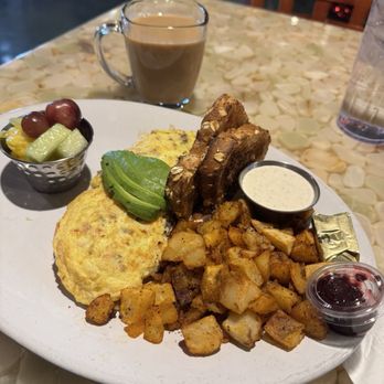 Daily Dose Old Town Bar & Grill - Bacon omelette - Breakfast & Brunch Near Me - Scottsdale, Arizona