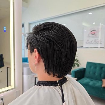 Artique Hair Studio - Started with natural straight hair; personally didn't think it was long enough for what I was aiming for - Hair Stylists Near Me - Pasadena, California