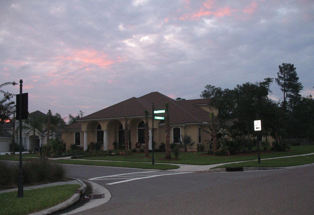 Slide of H & H Homes