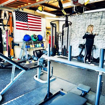 Strong Camp Long Beach - Our gym - Trainers Near Me Strong Camp Long Beach - Our gym - Trainers Near Me