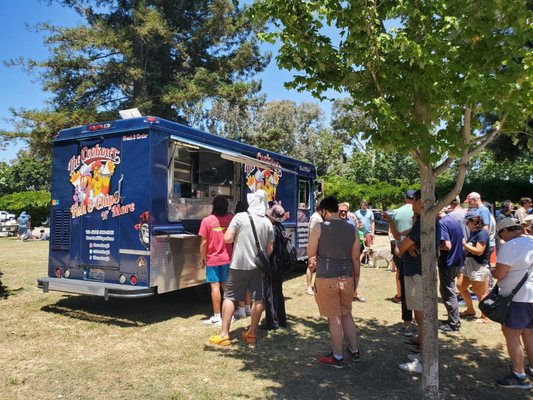 The Cookout Food Truck by null